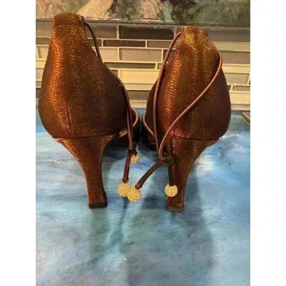 VINTAGE Stuart Weitzman Jezebella Swarovski Crystal Bronze Satin Pumps Size 8 - Picture 6 of 7